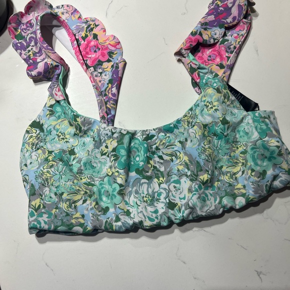 Beach Riot Floral Crop Top and Shorts Set - Picture 3 of 7